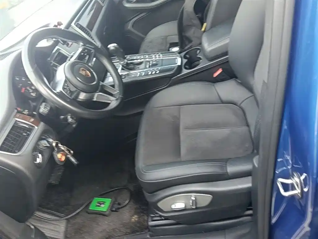 Porsche Macan 2017 Macan 2.0T фото 15