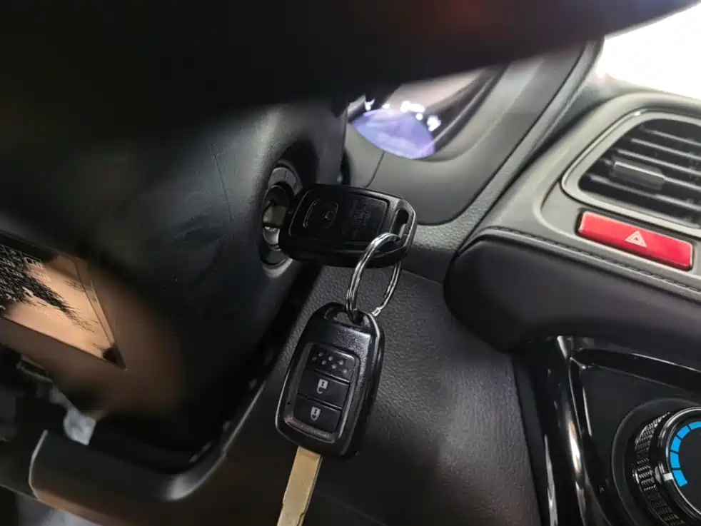 Honda Vezel 2015 2015 1.5L CVT 2WD Comfort