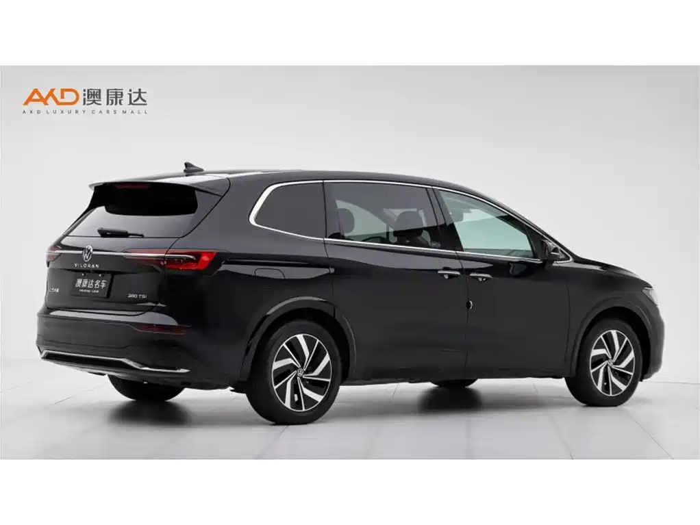 Volkswagen Viloran 2022 380TSI Premium Edition фото 3