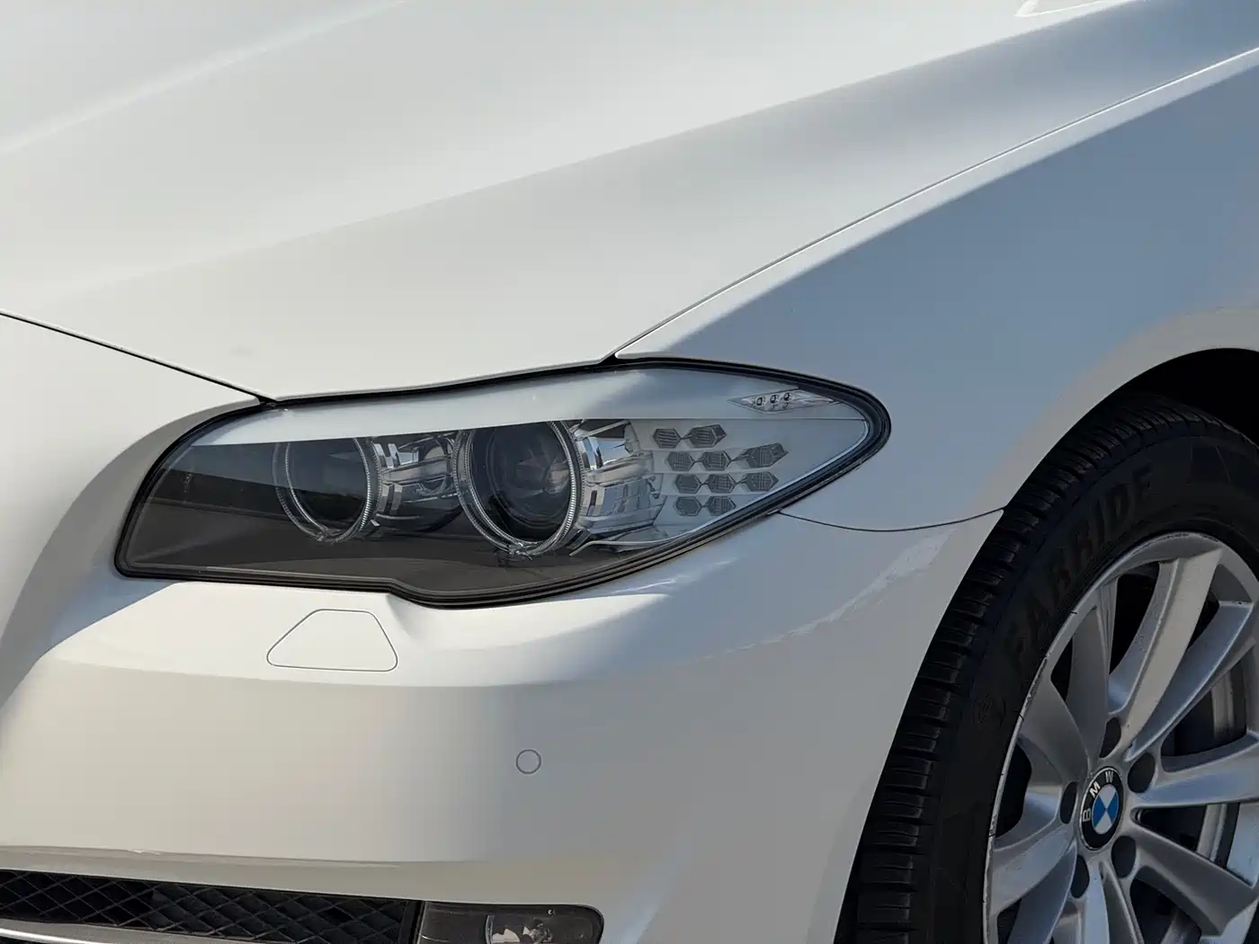 BMW 5 Series 2012 523Li Luxury фото 11