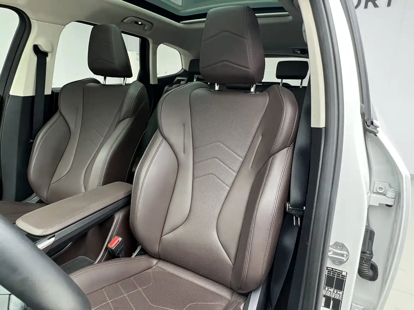 BMW X1 2023 sDrive20Li X Design Package фото 11