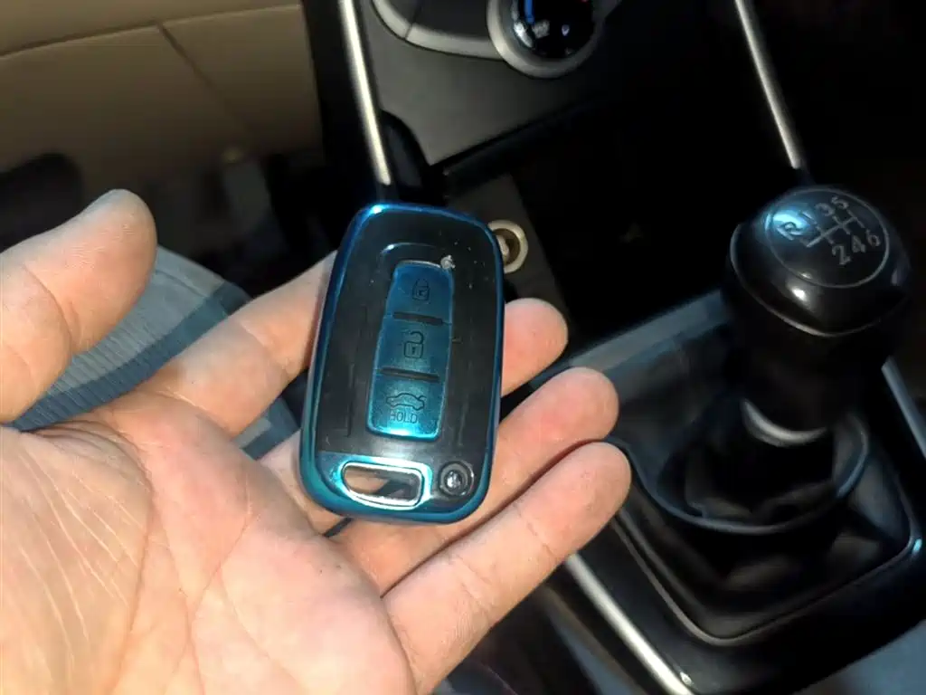 Hyundai Langdong 2012 1.6L Manual Leading фото 9