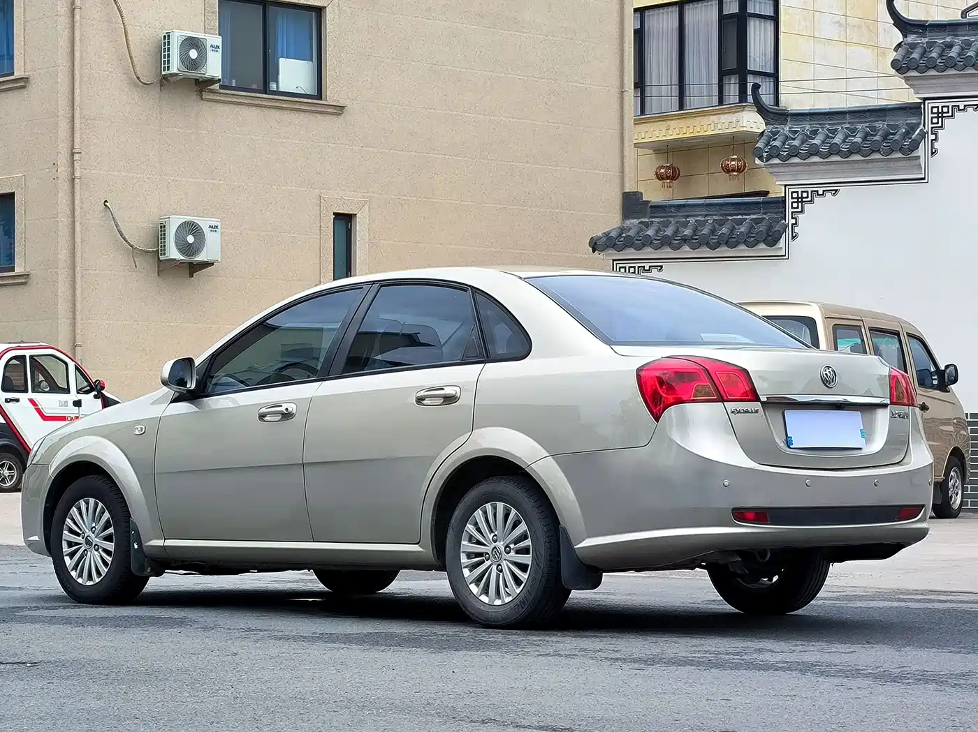 Buick Excelle 2015 1.5L Automatic Classic фото 4