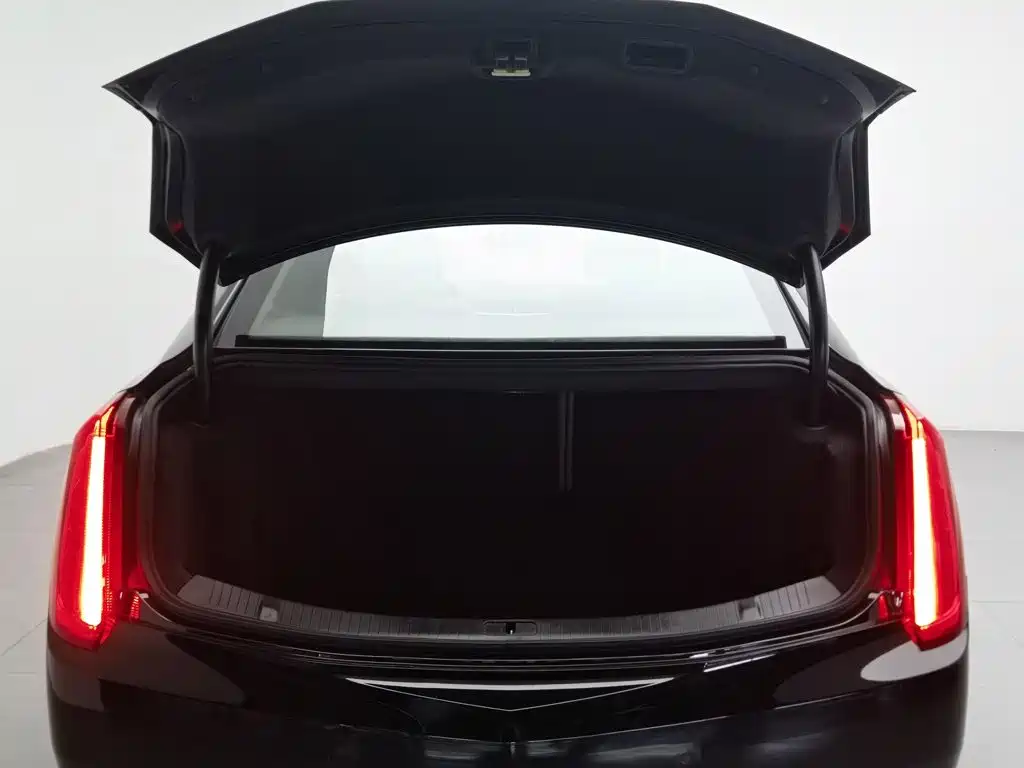 Фото 16 - Cadillac XTS