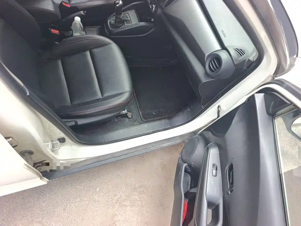 Nissan Kicks 2020 2021 1.5L XE Manual Cool Edition