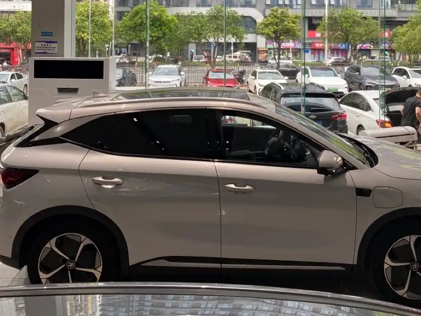 BYD Yuan PLUS 2025 Smart Drive 510KM Surpass Edition фото 3