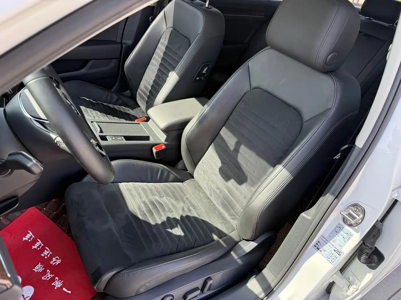 Volkswagen Magotan 2018 330TSI DSG Luxury фото 41