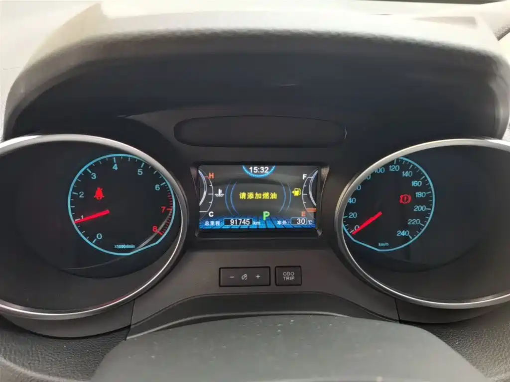 BYD Yuan 2017 1.5L Auto Cool Connect фото 12