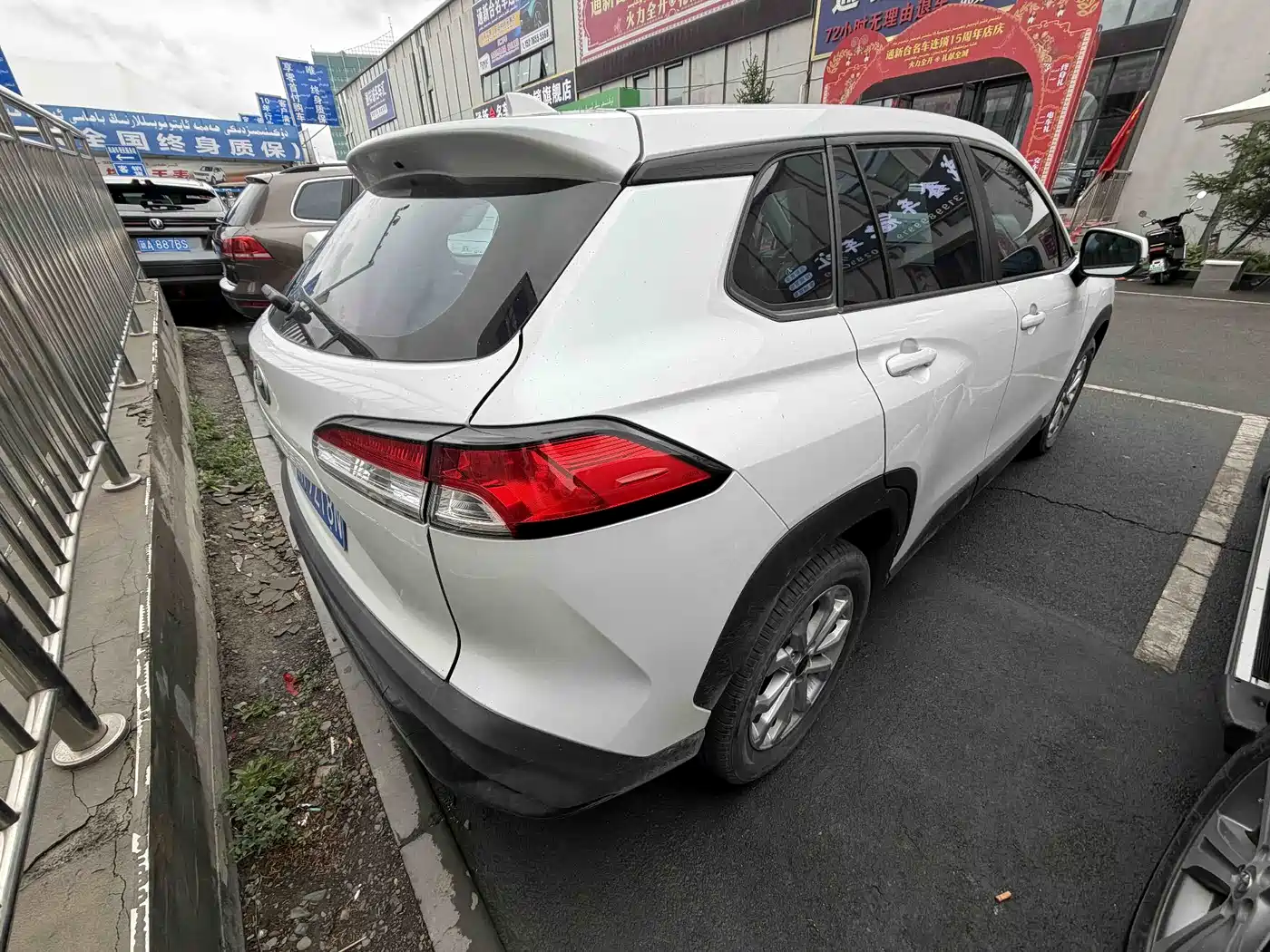 Toyota Frontlander 2023 2.0L CVT Leading Edition фото 3