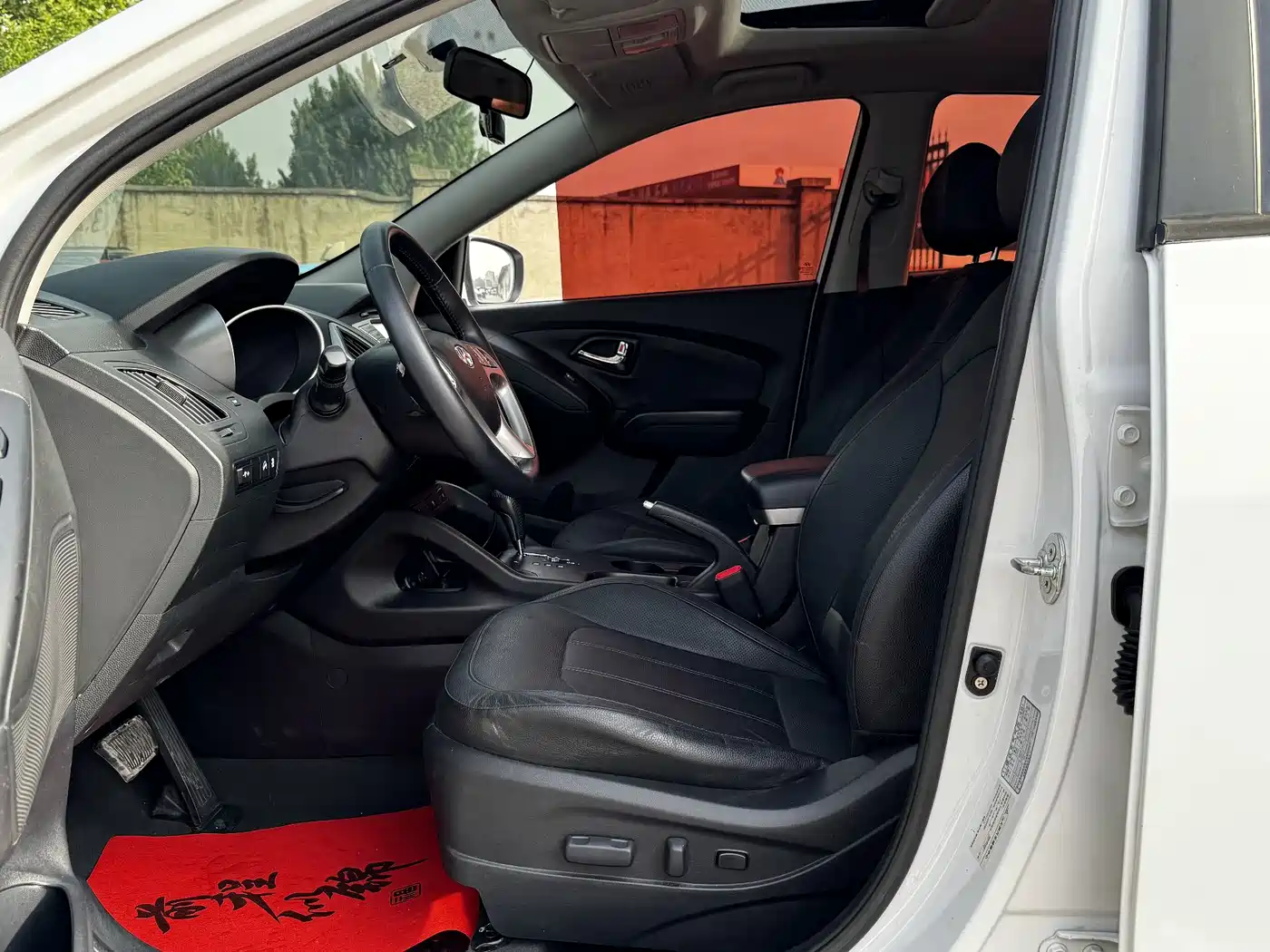Hyundai Beijing Hyundai ix35 2013 2.0L Auto 2WD Smart GLS China IV фото 9