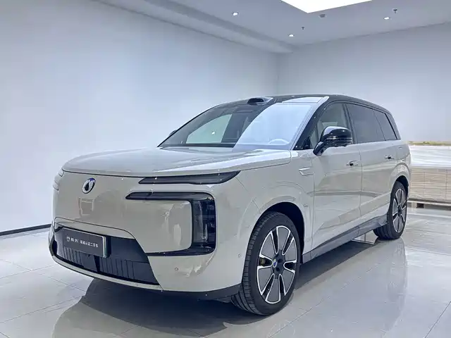 Denza Denza N8L 2025 Standard