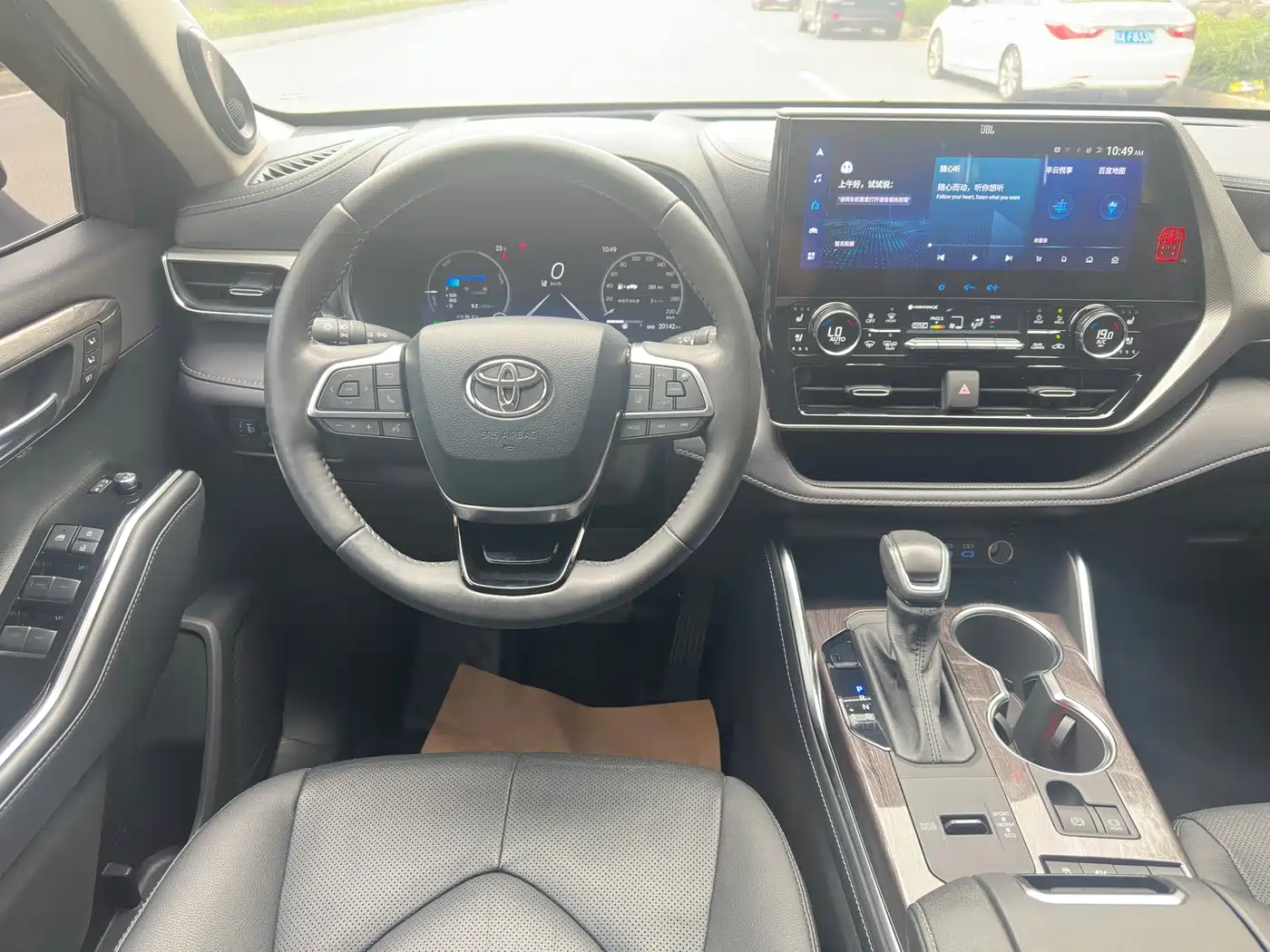 Toyota Highlander 2022 Dual Engine 2.5L 4WD Supreme Edition 7-Seater фото 12