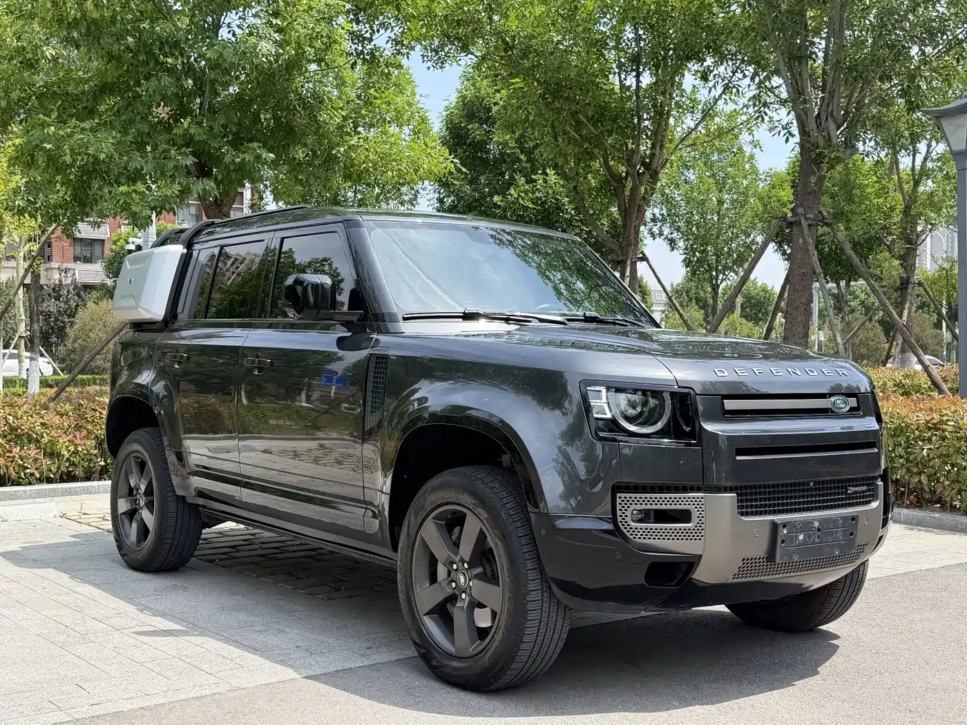 Land Rover Defender 2022 110 P400 X-DYNAMIC HSE фото 3