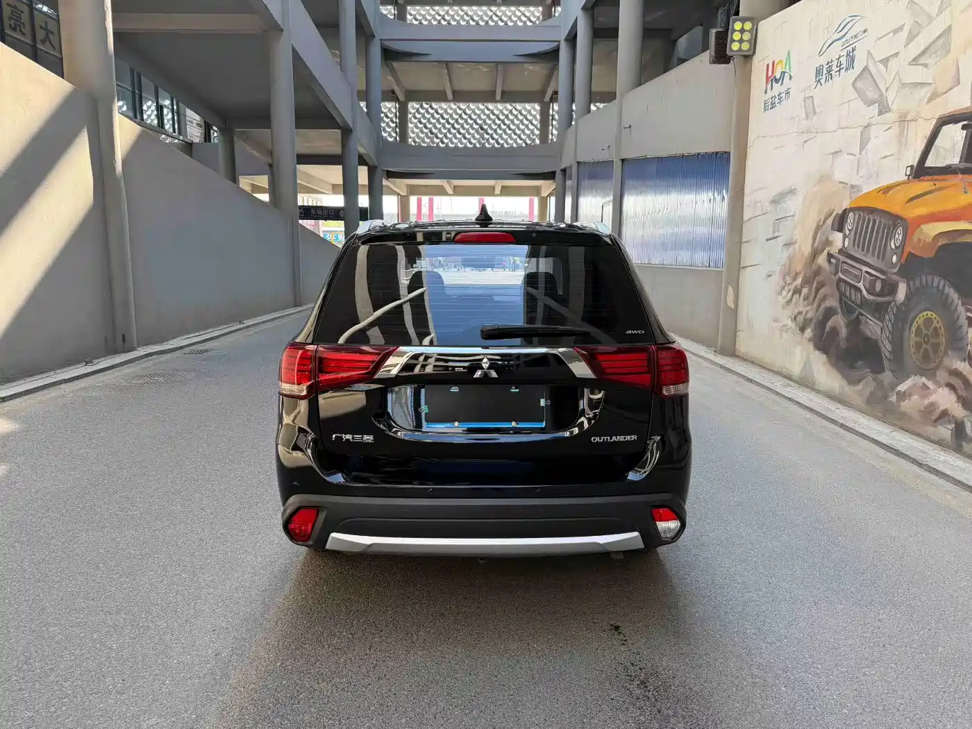 Mitsubishi Outlander 2018 2.4L 4WD Elite Edition 5-seater фото 5