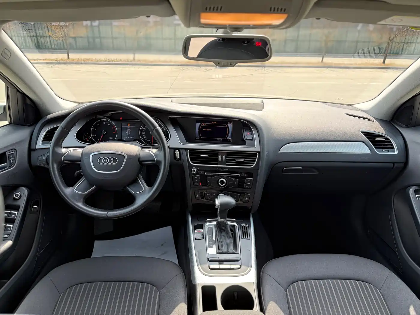 Audi A4L 2016 30 TFSI Collector's Edition Automatic Comfort фото 22