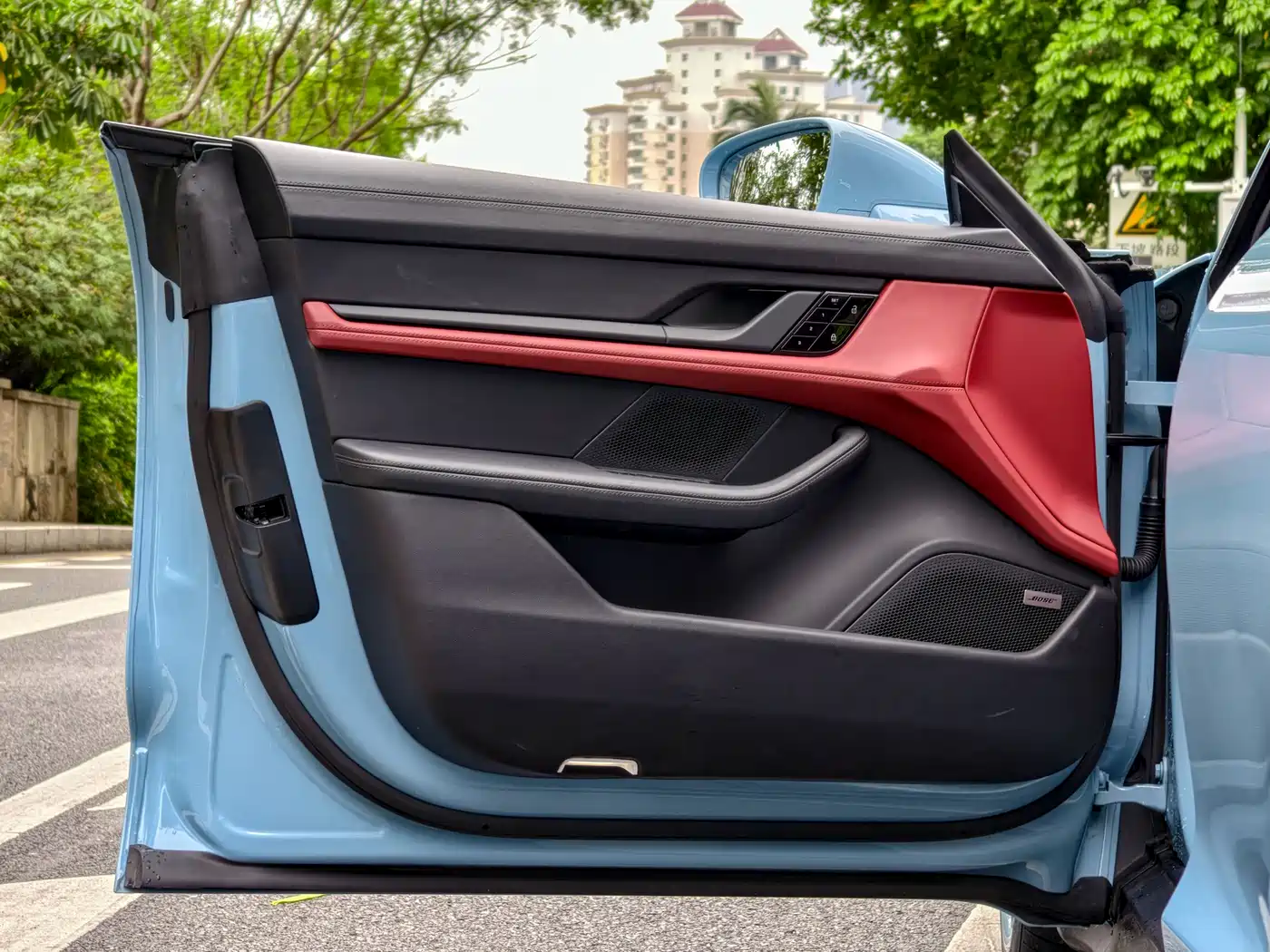 Porsche Taycan 2019 Taycan 4S фото 14