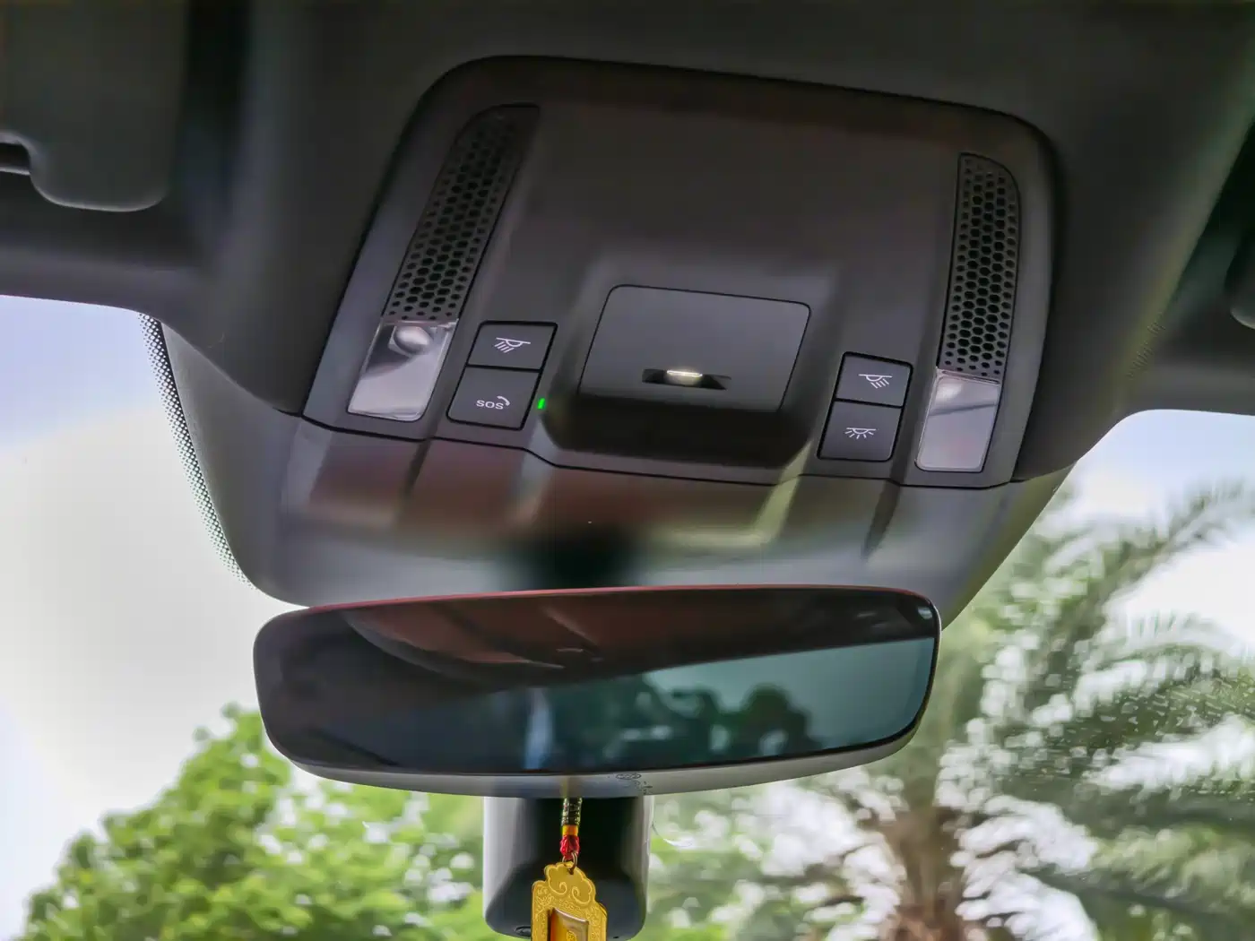 Porsche Taycan 2019 Taycan 4S фото 22