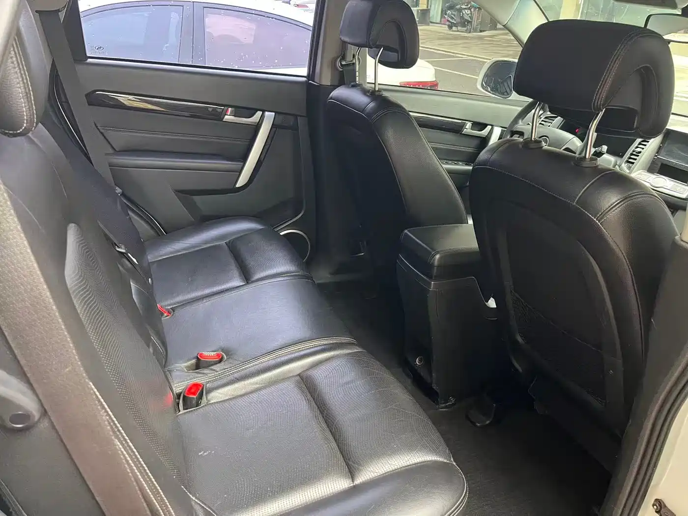 Chevrolet Captiva 2014 2.4L 2WD Urban 7-seater фото 11