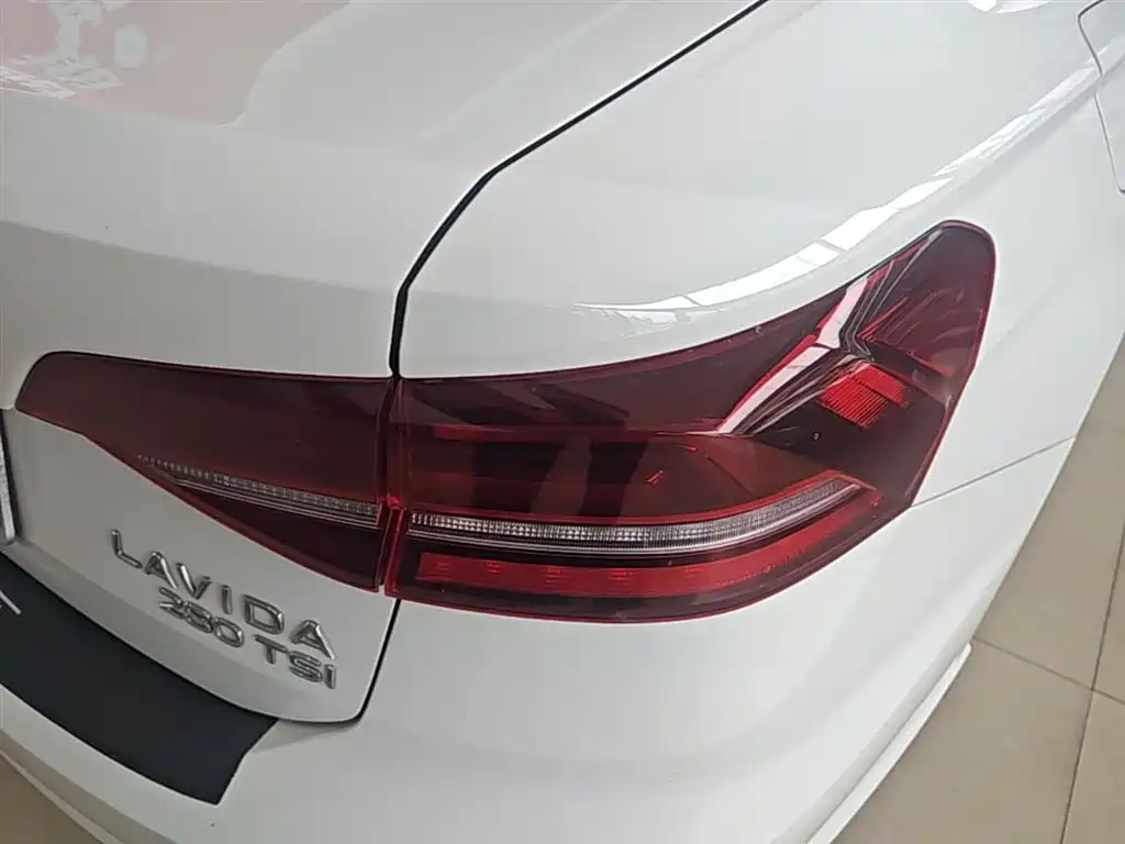 VOLKSWAGEN LAVIDA