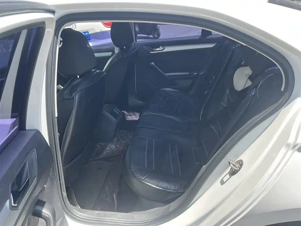 Volkswagen Lamando 2019 230TSI DSG Vision Edition China VI фото 6