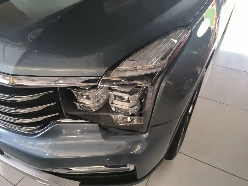 GAC Trumpchi Trumpchi GS8 2017 2017 320T 2WD Luxury Smart Connect (7-seater)