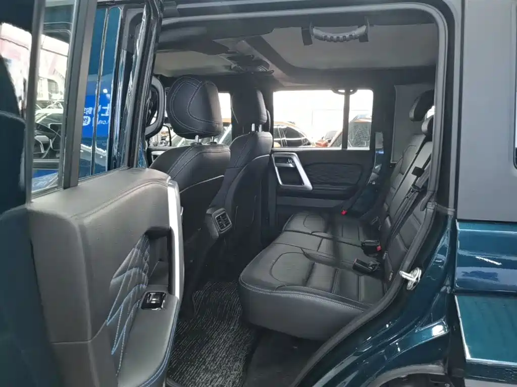 BAIC ORV Beijing Offroad BJ40 2024 2.0T Urban Hunter Glory Edition фото 17