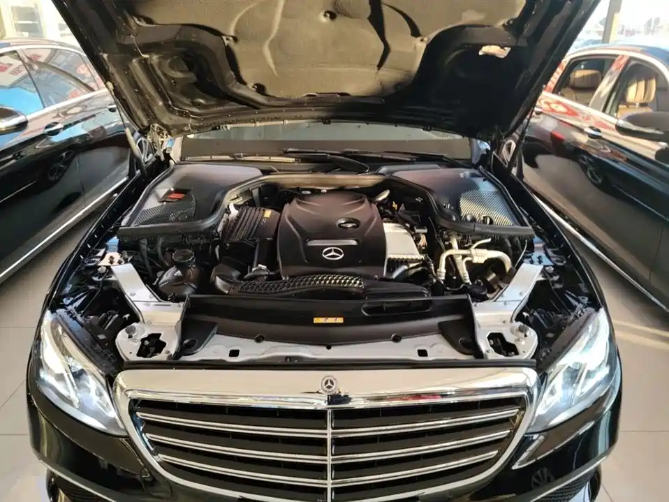 Mercedes-Benz E-Class 2017 E 200 L 4MATIC фото 2
