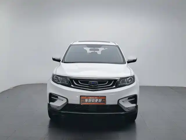 Geely Boyue 2018 2.0L Manual 2WD Smart Elegance Edition — фото 3