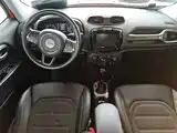 صورة 13 - Jeep Renegade