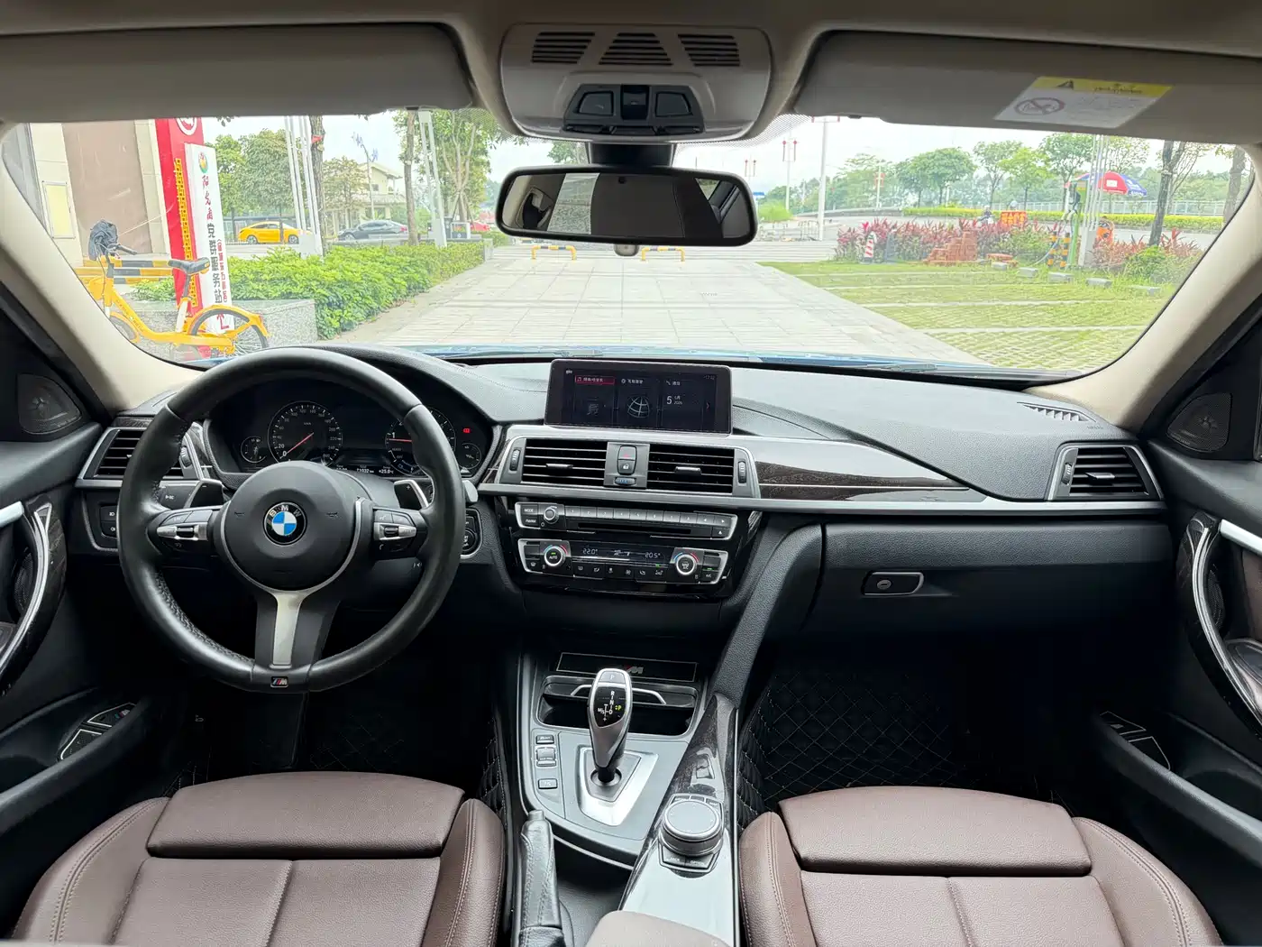 BMW 3 Series 2019 320Li M Sport Black Night Edition фото 6