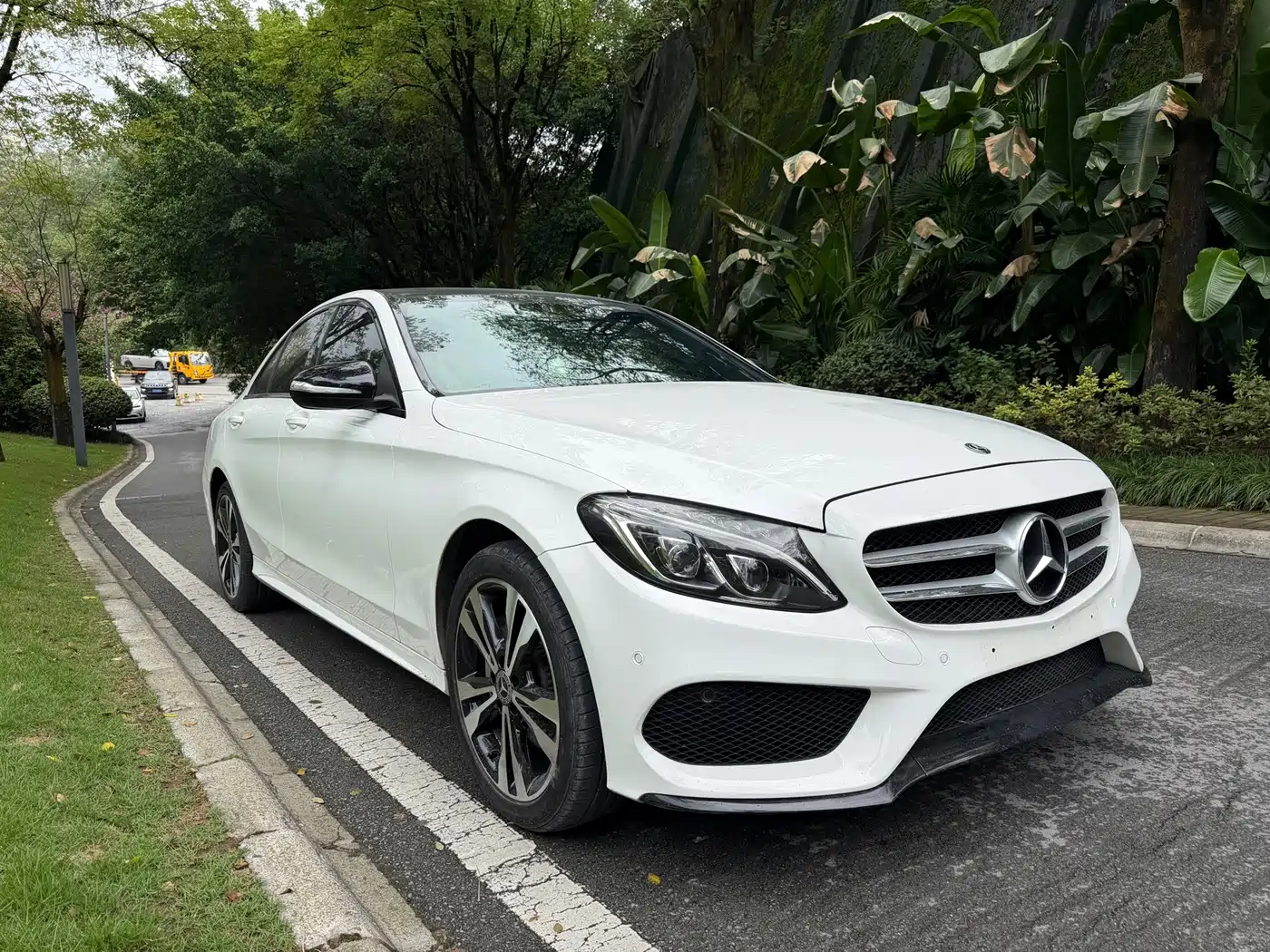 Photo 3 - Mercedes-Benz C-Class