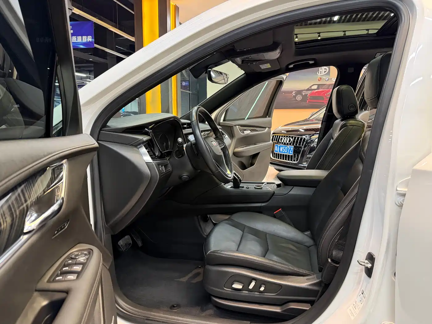 Cadillac XT6 2020 28T 6-Seater 4WD Luxury Model фото 7