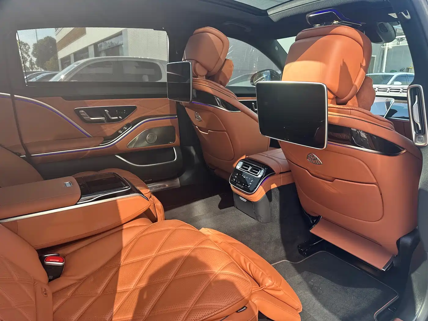 Mercedes-Benz Maybach S-Class 2025 Model S 480 4MATIC фото 8