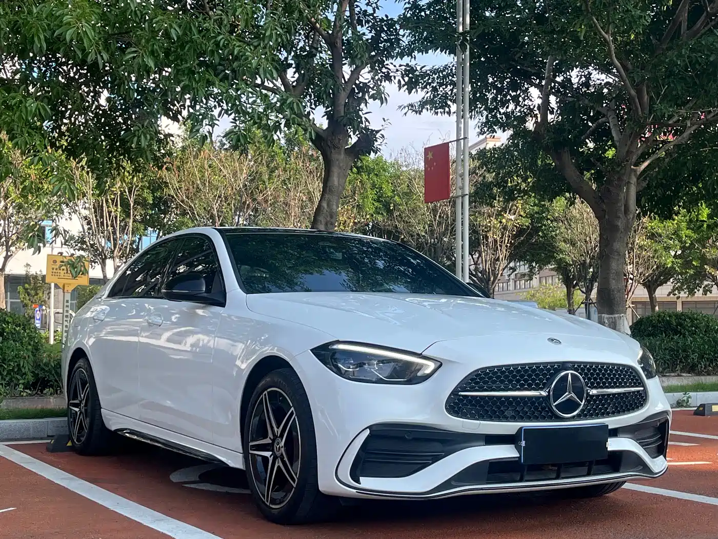 Mercedes-Benz C-Class 2023 C 260 L Night Edition Sport фото 3