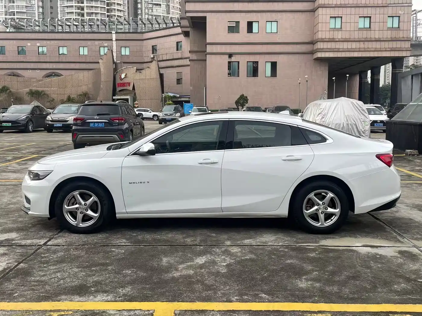 Chevrolet Malibu XL 2017 1.5T Auto Enjoyment Edition фото 26