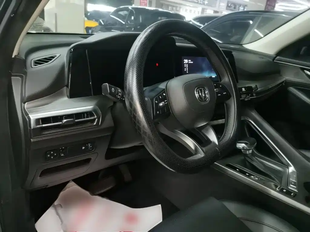 Фото 10 - Changan CS35 PLUS