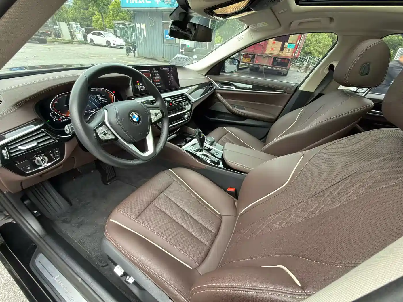 BMW 5 Series 2022 525Li Luxury Package фото 4