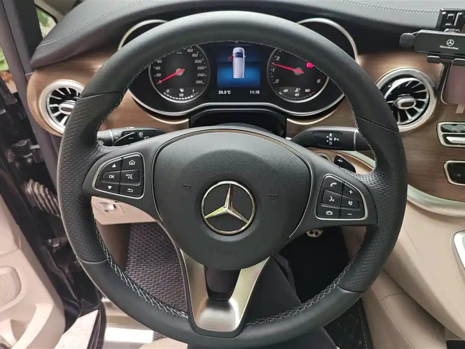 Mercedes-Benz V-Class 2022 V 260 Prestige Edition фото 15