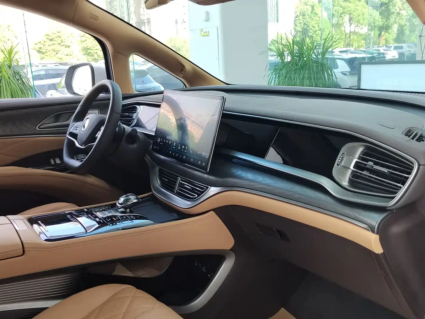 Denza D9 2025 DM-i Smart Drive Edition 1020 AWD Prestige фото 9