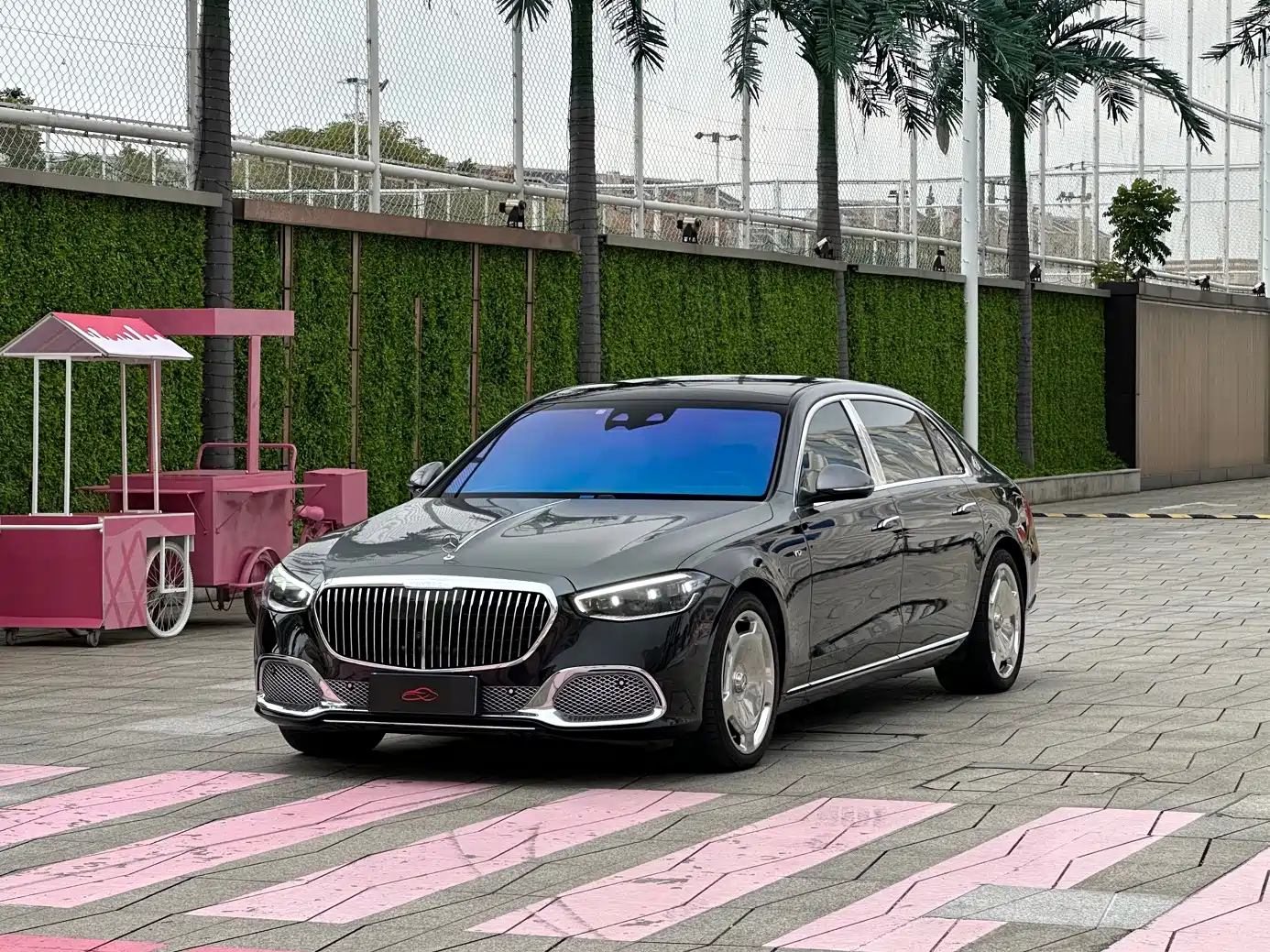 Фото 1 - Mercedes-Benz Maybach S-Class