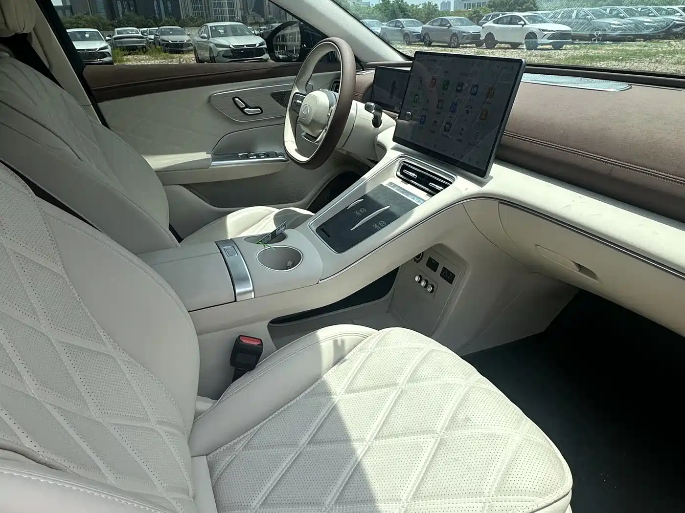 Chery Fengyun Fengyun A9L 2025 260 Ultra Long Range Luxury Edition фото 9