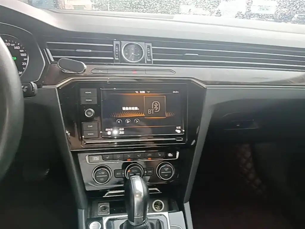 Volkswagen Magotan 2019 330TSI DSG Luxury China V фото 13