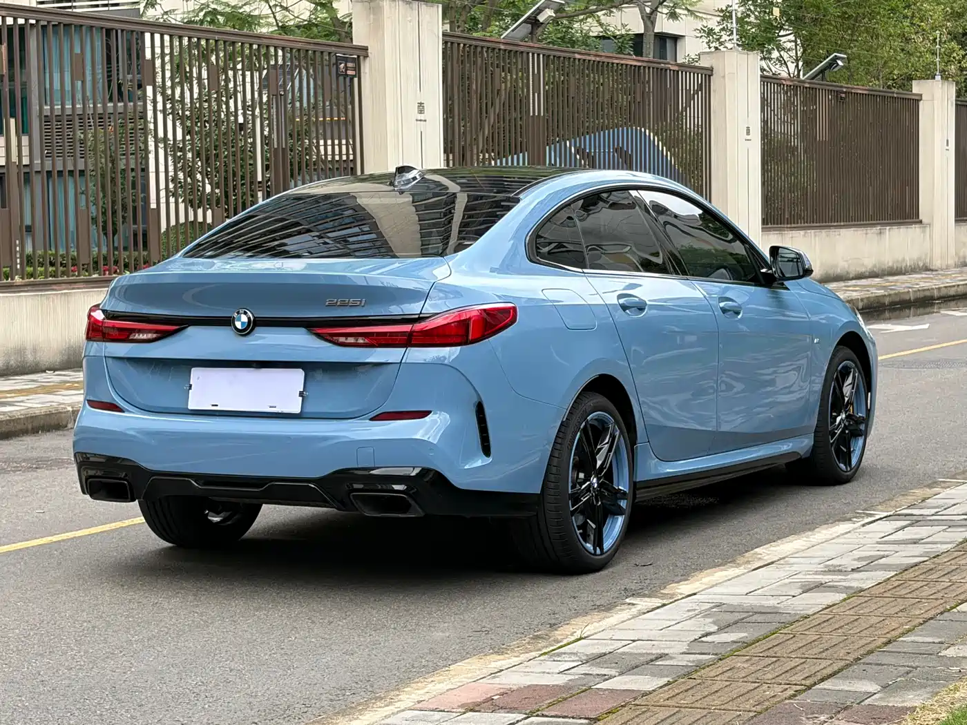 BMW 2 Series (Import) 2023 225i 4-Door Coupe M Sport Package фото 14