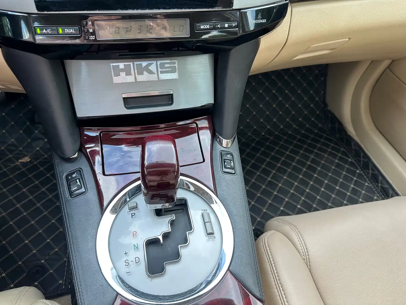Toyota Reiz 2007 2.5S Leather Sunroof Edition фото 14