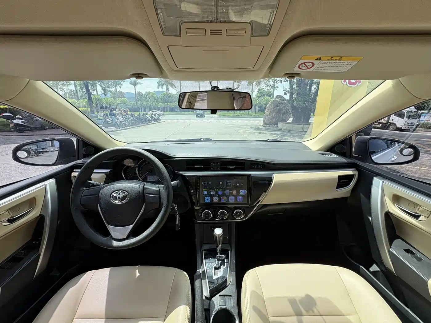 Toyota Corolla 2017 Facelift 1.6L S-CVT GL фото 5