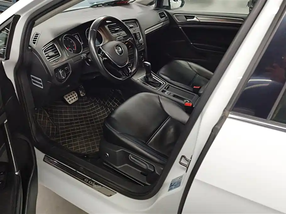 Volkswagen Golf 2014 1.4TSI Automatic Comfort фото 9