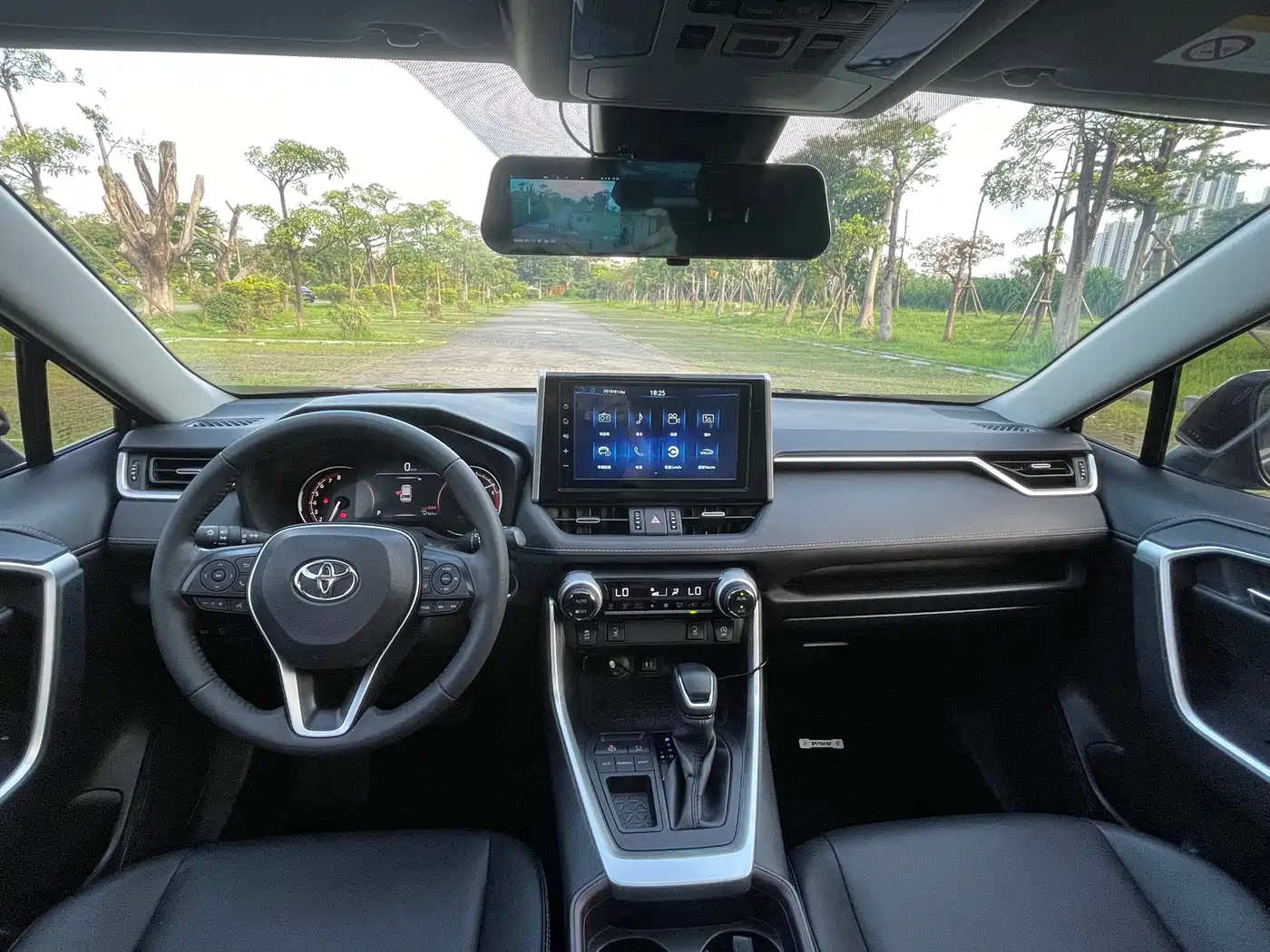 Toyota RAV4 Rongfang 2020 2.0L CVT 2WD Fashion PLUS фото 11