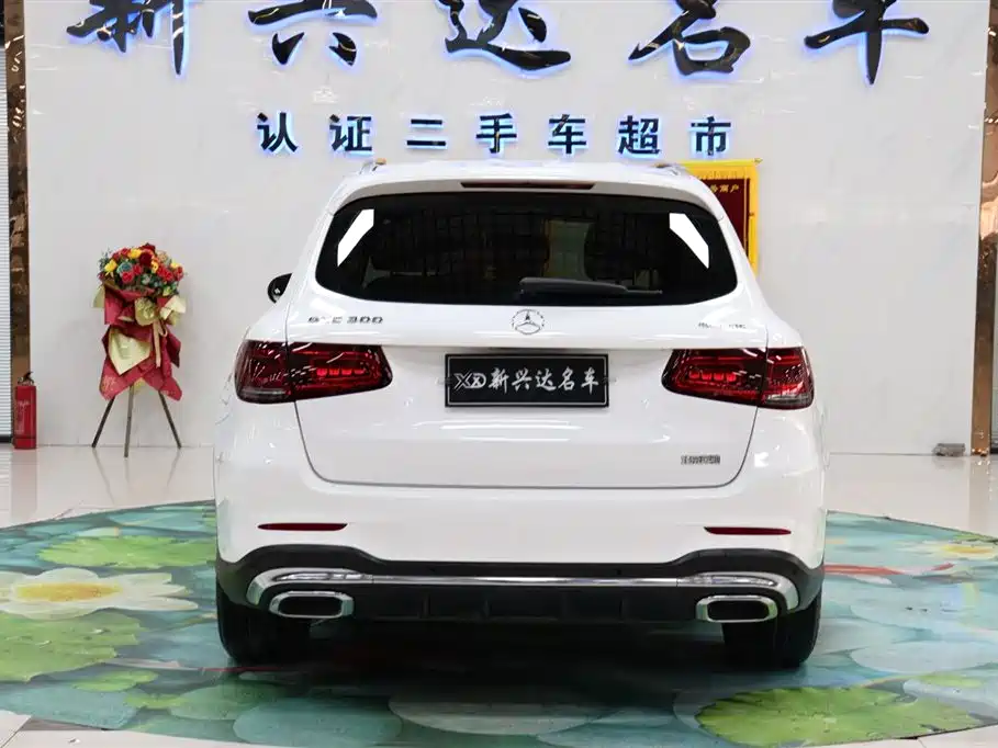 Mercedes-Benz GLC 2020 Facelift GLC 300 L 4MATIC Dynamic фото 6