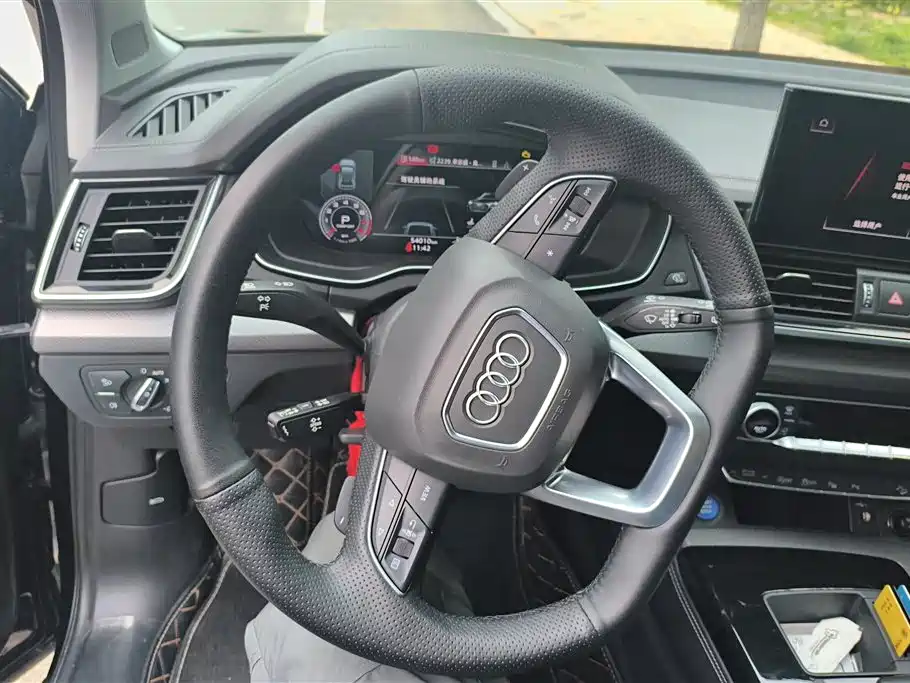 Audi Q5L 2022 Facelift 45T Luxury Dynamic фото 15