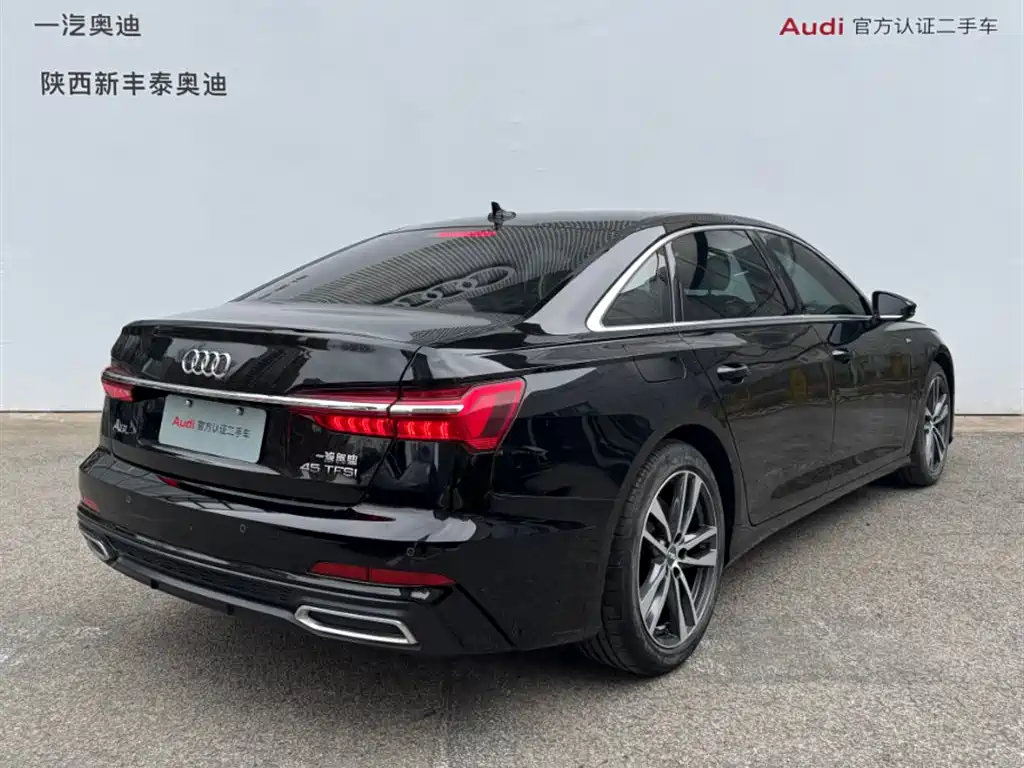 Audi A6L 2021 45 TFSI Exclusive Sport фото 23